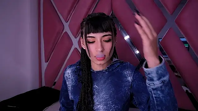 Alynn Bri  online show from April 3, 2026, 3:04 am