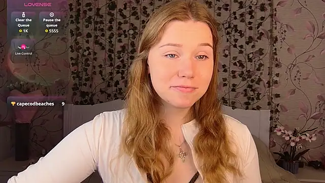  influensii  online show from September 25, 2025, 4:49 am