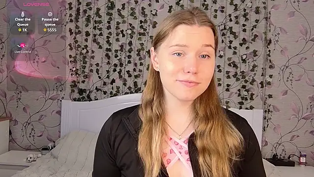  influensii  online show from October 21, 2025, 5:19 am