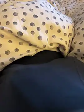 Snapshot of K13XXXX chatting on November 13, 2025, 3:55 pm K13XXXX online show from November 13, 2025, 3:55 pm