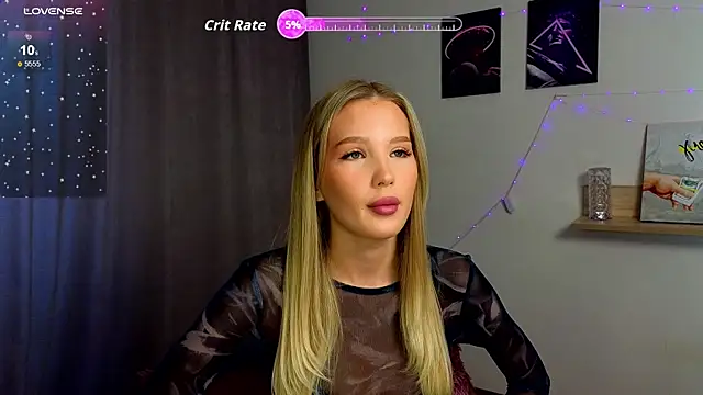 Snapshot of _Cutiefull_Lion_ chatting on October 3, 2025, 5:48 am Cutiefull Lion online show from October 3, 2025, 5:48 am