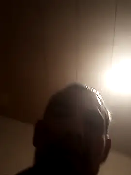 Snapshot of destroassbig2 chatting on February 18, 2026, 11:22 pm destroassbig2 online show from February 18, 2026, 11:22 pm