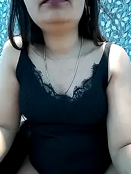 Vaani Actress online show from April 9, 2026, 3:39 pm