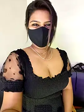 hoty sonali online show from April 14, 2026, 4:40 am