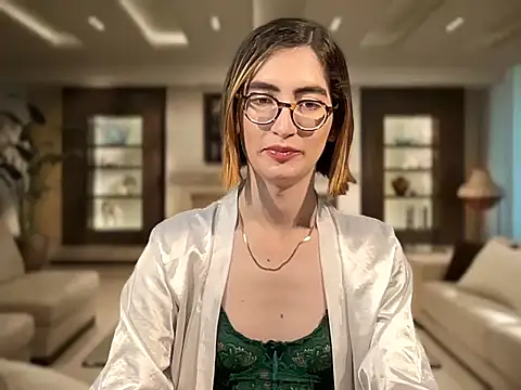 rousseblossom online show from November 4, 2025, 12:10 am