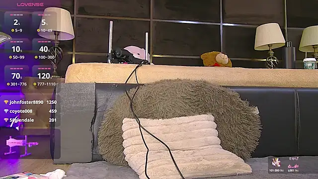 Snapshot of AngelaDestiny chatting on October 14, 2025, 2:51 pm AngelaDestiny online show from October 14, 2025, 2:51 pm