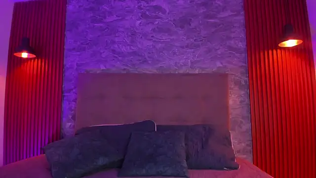 Snapshot of MaxCooper1 chatting on October 2, 2025, 7:43 pm MaxCooper1 online show from October 2, 2025, 7:43 pm