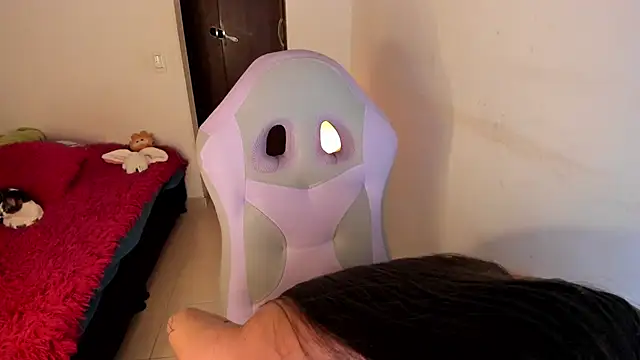 lain t online show from April 16, 2026, 3:29 am