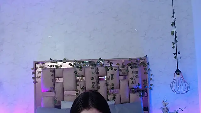 Snapshot of ScarlettRox chatting on September 23, 2025, 11:35 am ScarlettRox online show from September 23, 2025, 11:35 am