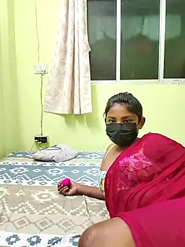 Hot-Sexy-Riya online show from September 19, 2025, 7:03 pm