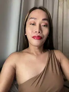 RomanticPearlTS online show from February 12, 2026, 2:06 am