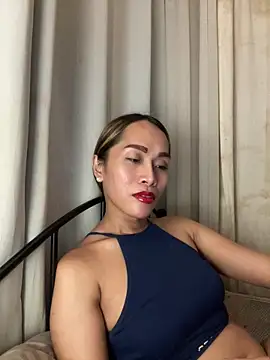 RomanticPearlTS online show from March 10, 2026, 4:01 pm