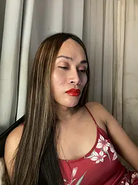 RomanticPearlTS online show from March 19, 2026, 2:26 am