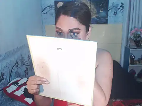 Snapshot of Alexandriasexycock4u chatting on October 29, 2025, 10:50 am Alexandriasexycock4u online show from October 29, 2025, 10:50 am