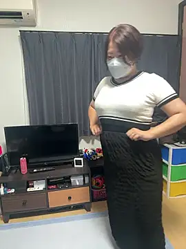 Snapshot of hima-wari0707 chatting on October 19, 2025, 1:12 pm hima-wari0707 online show from October 19, 2025, 1:12 pm