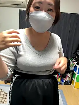 Snapshot of hima-wari0707 chatting on November 27, 2025, 1:24 pm hima-wari0707 online show from November 27, 2025, 1:24 pm