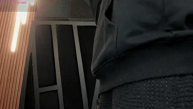 Snapshot of marco_garciia_ chatting on October 10, 2025, 11:15 pm marco garciia online show from October 10, 2025, 11:15 pm