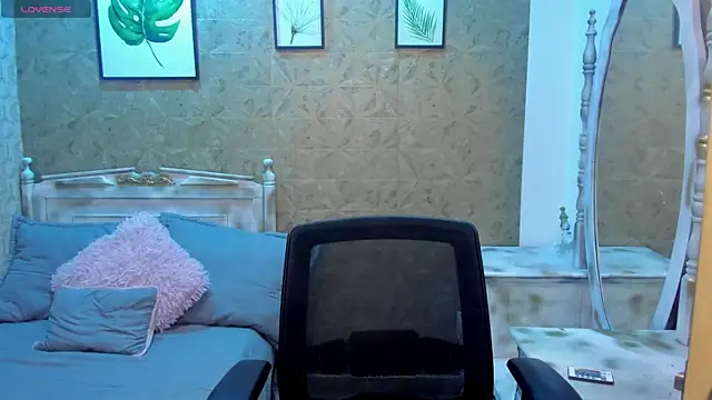 Snapshot of Dali_collin chatting on June 26, 2026, 1:37 pm Dali collin online show from June 26, 2026, 1:37 pm
