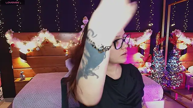 hanna kimura online show from December 14, 2025, 9:30 pm