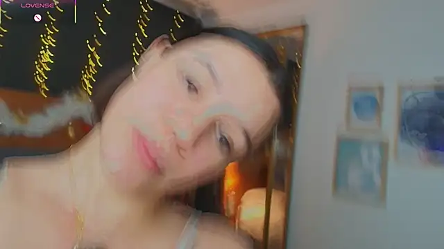 hanna kimura online show from December 21, 2025, 7:43 pm