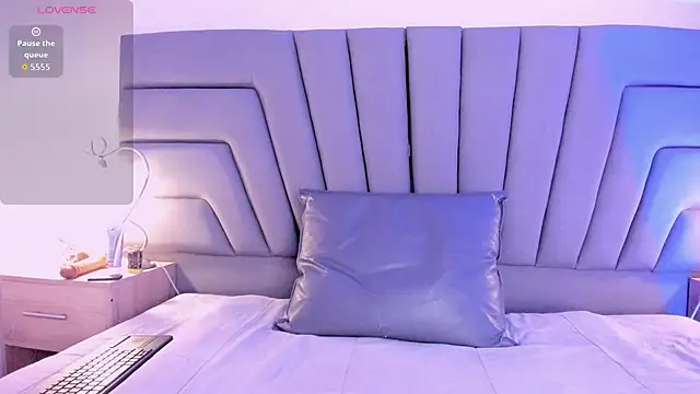 Maia 520 online show from April 15, 2026, 7:58 pm