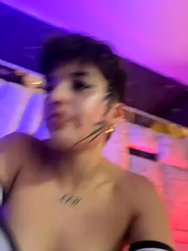 DayanaDG online show from November 22, 2025, 11:04 pm