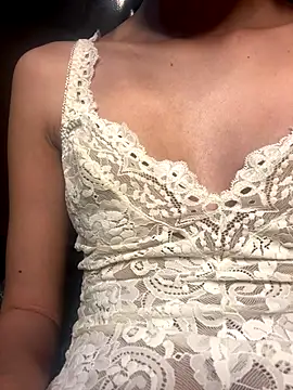 Snapshot of sunset24 chatting on September 19, 2025, 5:31 am sunset24 online show from September 19, 2025, 5:31 am