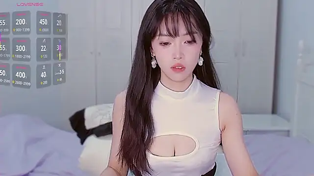 XiaoNana  online show from October 14, 2025, 1:17 am