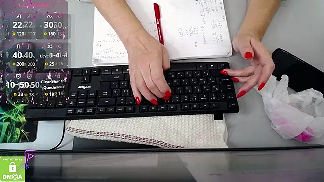 Snapshot of hunters_woman chatting on October 9, 2025, 1:53 pm hunters woman online show from October 9, 2025, 1:53 pm