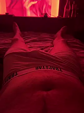 naughtycoupl98 online show from February 15, 2026, 1:02 am