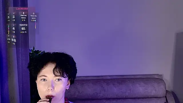 Snapshot of RinaShy chatting on September 19, 2025, 5:20 am RinaShy online show from September 19, 2025, 5:20 am