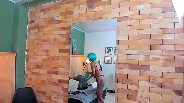 Snapshot of milavega_ chatting on October 9, 2025, 12:14 pm milavega online show from October 9, 2025, 12:14 pm