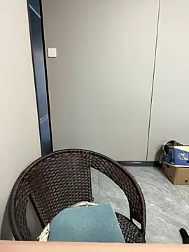 xiaomei-11 online show from November 4, 2025, 8:13 am