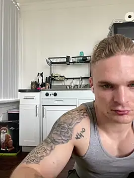 Snapshot of King_Kev_ chatting on June 8, 2026, 5:02 pm King Kev online show from June 8, 2026, 5:02 pm