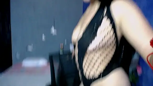 Karina sweet1 online show from September 24, 2025, 3:37 pm