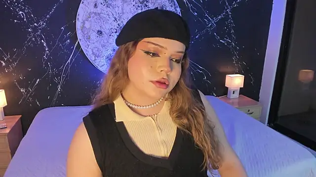 Maxxxine1 online show from October 4, 2025, 4:21 am