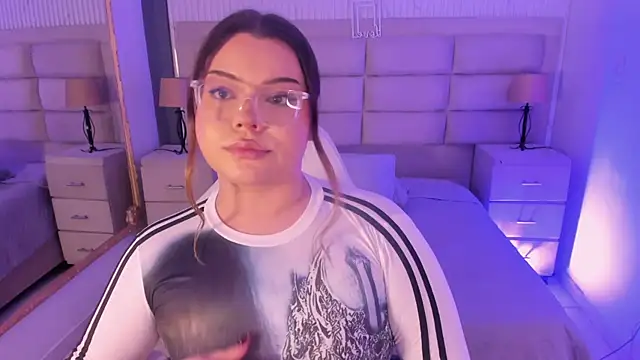 Maxxxine1 online show from January 18, 2026, 5:55 am