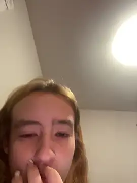 Snapshot of SeccySerena chatting on February 1, 2026, 4:38 pm SeccySerena online show from February 1, 2026, 4:38 pm