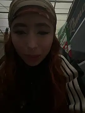 Snapshot of Sallem_Pink chatting on March 27, 2026, 11:10 am Sallem Pink online show from March 27, 2026, 11:10 am