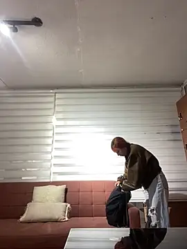 Snapshot of Sallem_Pink chatting on April 3, 2026, 11:08 am Sallem Pink online show from April 3, 2026, 11:08 am