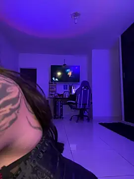 Snapshot of Liz_rogers_x chatting on February 8, 2026, 2:15 am Liz rogers x online show from February 8, 2026, 2:15 am