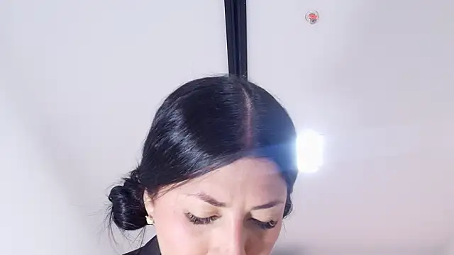 abbypratt online show from February 3, 2026, 7:19 pm