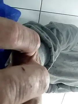 Snapshot of Pilantra12345 chatting on October 22, 2025, 10:09 pm Pilantra12345 online show from October 22, 2025, 10:09 pm