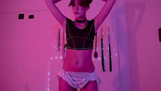 nina kink online show from May 24, 2026, 9:20 pm