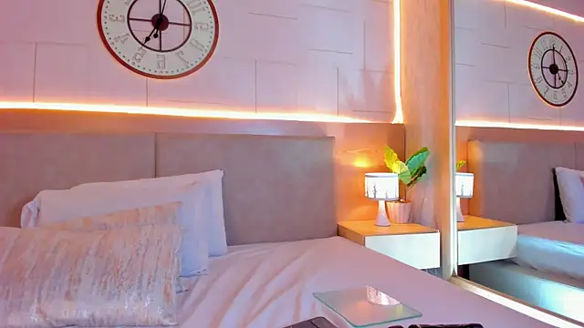 Meloddy Rose online show from April 1, 2026, 2:56 am