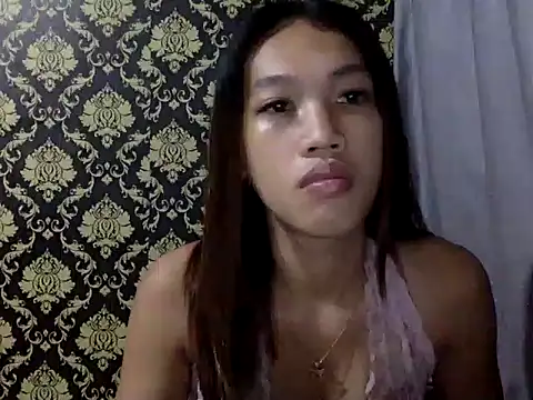 Snapshot of your_wifey chatting on October 28, 2025, 3:47 pm your wifey online show from October 28, 2025, 3:47 pm