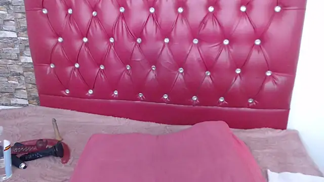 Snapshot of Qblackcat chatting on September 30, 2025, 10:09 am Qblackcat online show from September 30, 2025, 10:09 am