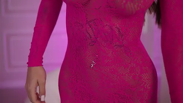 Snapshot of KiaraMoreno chatting on November 13, 2025, 11:42 am KiaraMoreno online show from November 13, 2025, 11:42 am