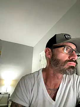 drew873 online show from December 4, 2025, 8:45 am