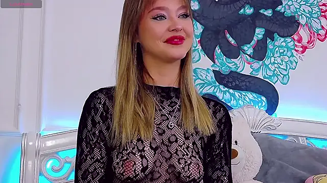 EvaMenders online show from April 18, 2026, 1:37 pm